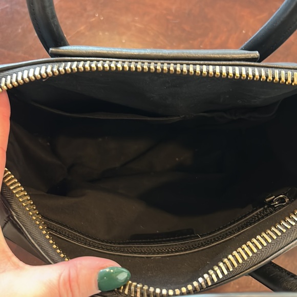 SOLD Givenchy Medium Antigona - Picture 5 of 8